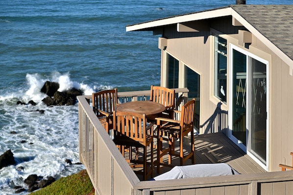 Closest home to ocean in Dillon Beach. Roaring surf.