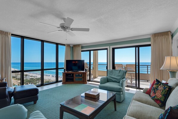 corner unit with a panoramic view