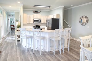 New flooring & granite countertops