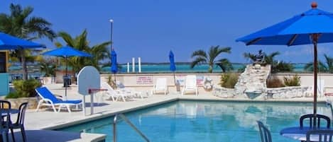 Palm Bay Beach Club Pool