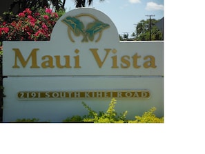 Maui Vista Sign on Kihei Road