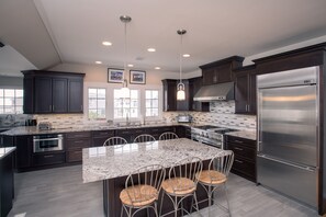 Large Kitchen Island with seating for 6. 