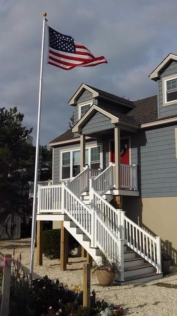 Welcome to 7 W. 45th Street, Brant Beach