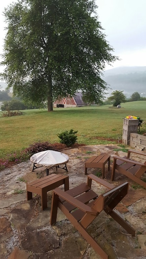 outside patio with firepit