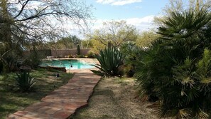 pathway to the pool