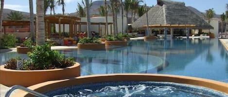 Marina Costa Baja Private Beach Club, Jacuzzi, Gym and Beach Restaurant