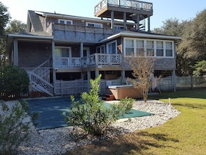 Rear view showing 3 levels of deck