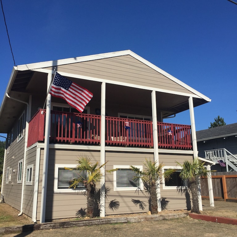 Cape Escape Easy Walk To Brewpub And Beach Best Rates In Town Pacific City