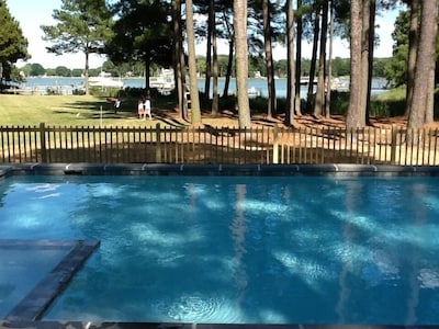  *****Waterfront home w/ pool in St. Michaels