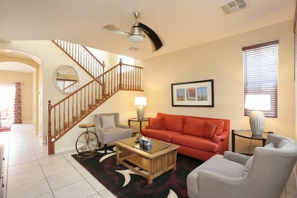 Living Room   Sofa bed for extra guest.