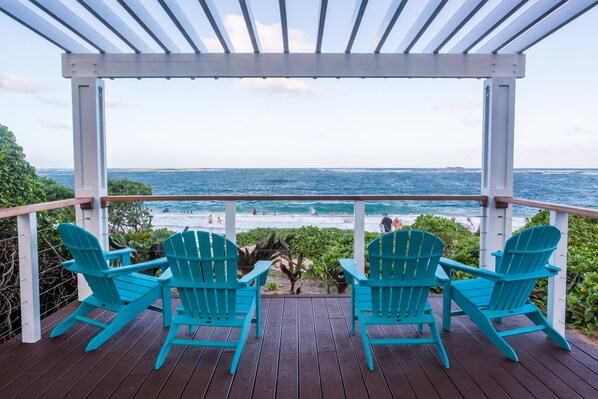 View over looking Hukilau beach from the beautiful backyard private gazebo.