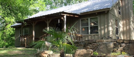 The Cabin Retreat