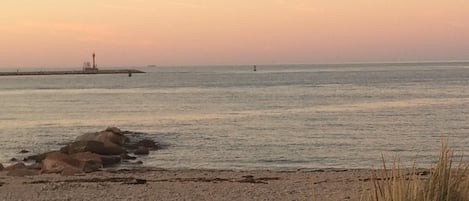 Keyes beach at sunset in the summer