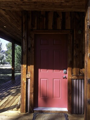 Can't miss the cranberry front door!