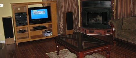 Living area with flat screen TV