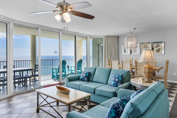 Long Beach Resort 2-Bedroom Condo with Seasonal Beach Chairs (Mar 1 - Oct 31)