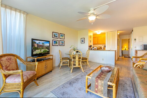 Living room, taken from inside the lanai sliding door