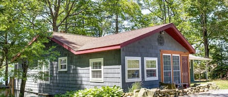 View of the cottage from the street