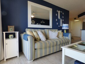 Beautifully Decorated Living Area with Pull Out Sofa