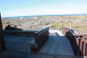 Back ramp down to the beach (100 yards to beach)