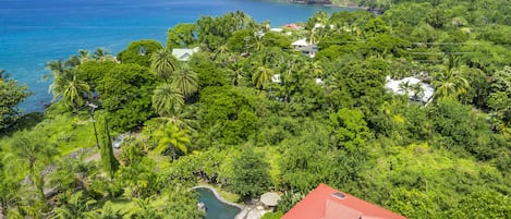 Aerial view of Pagoda House on Kealakekua Bay