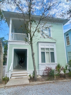 Two levels of porches at Mint 4 Fun for relaxing with your guests
