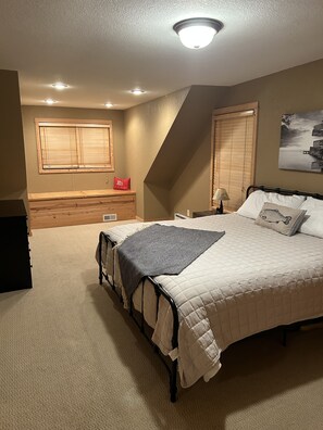 Master bedroom with king size bed