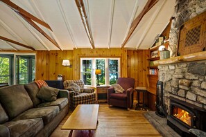 Living Area - View of the Lake