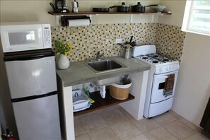 Fully equipped kitchen