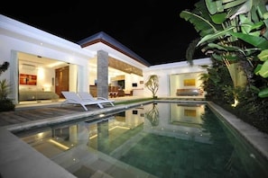 Villa L