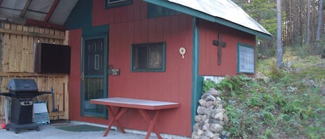 Pine Marten cabin at The King's Pines