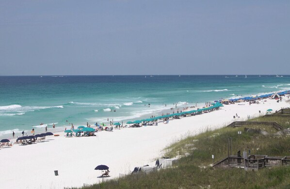 Actual view from our 5th floor unit Unobstructed view as far as the eyes can see
