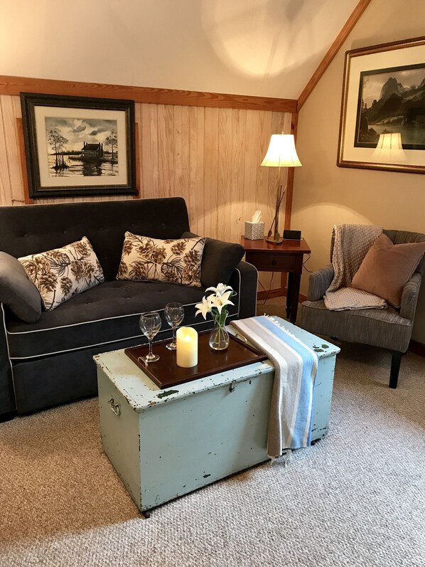 Cozy, Relaxing, Living Room