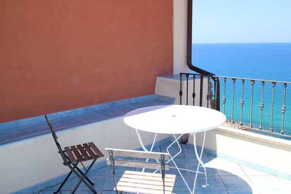 roof terrace with sea view