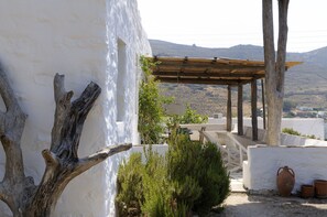 Traditional House / Outdoor Terrace