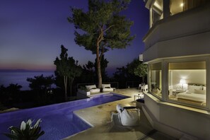 The view form the pool level at night.