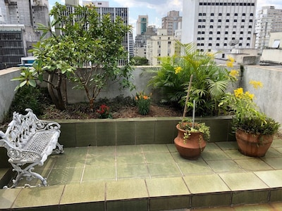 Penthouse with terrace, Av. Paulista with R. Augusta