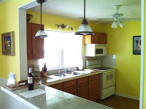 pic of kitchen one side