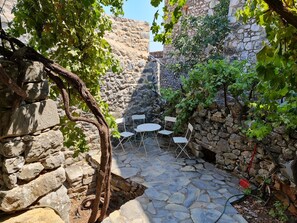 down courtyard