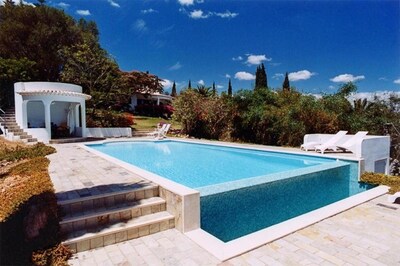 Heated infinity pool