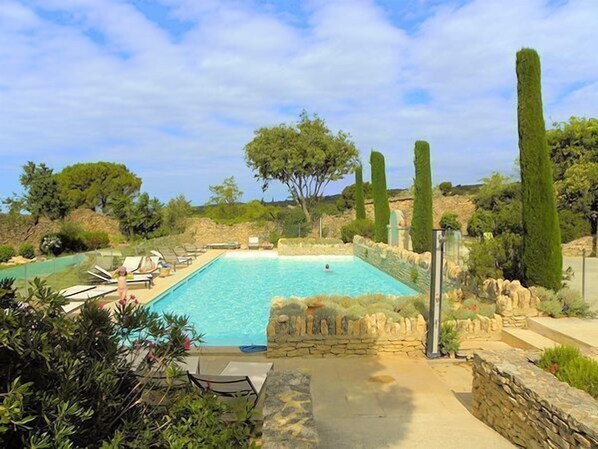 la piscine commune