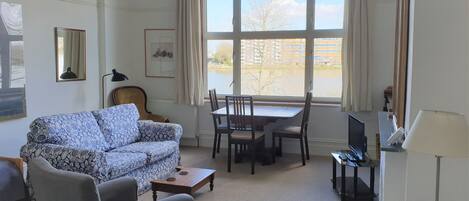 Putney apartment living room with view of The Thames