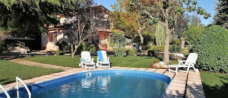 Garden view,Swimming pool