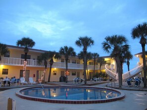 small pool, with grills