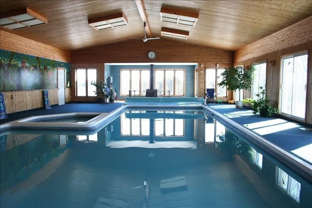 Safe Family Cottage Sleeps 40 Chlorinated Pool Water Kills All Viruses South Glengarry