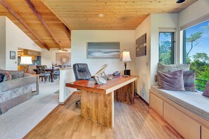 Work space w/ panoramic ocean views and cozy window seat.