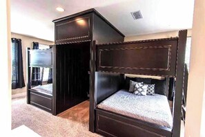 Custom Made Double Queen Bunk Beds!