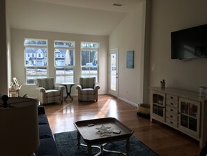 Open family room/sun room