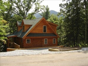 Love the Mountain Views in our Quiet Cabin!