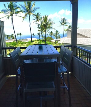 Enjoy a meal or drink on lanai!